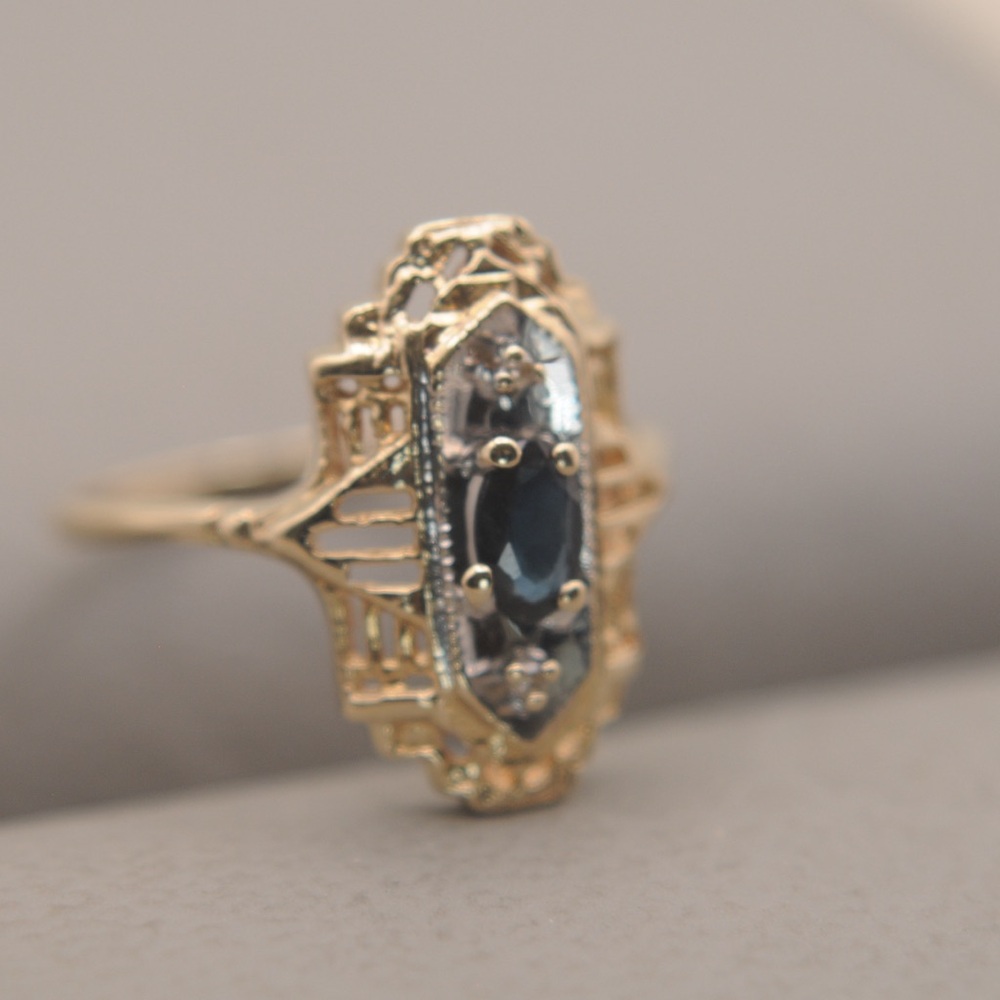 sapphire& diamonds with platinum accent 10k yellow gold ring - Picture 2 of 11